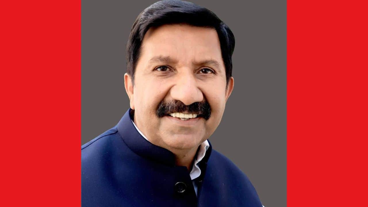 उप मुख्यमंत्री मुकेश अग्निहोत्री(फाइल)।