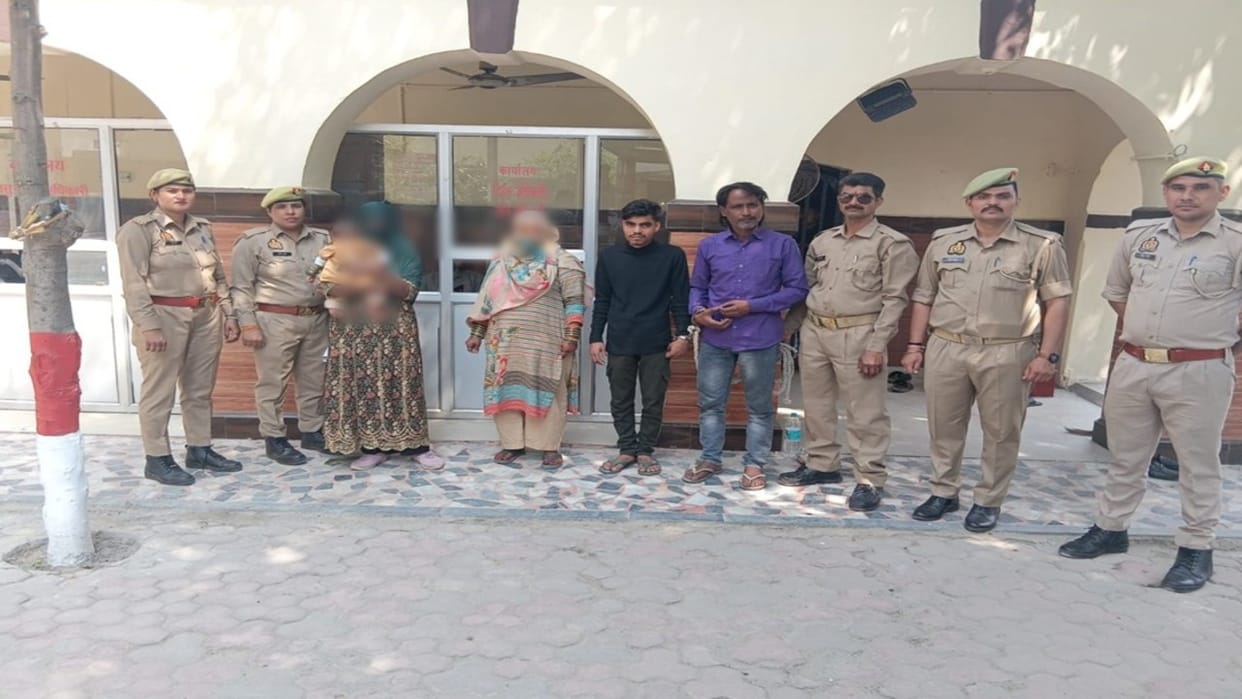 prostitution racket was being run in a house in Kila, four arrested