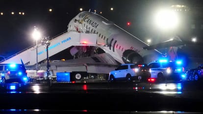 एयर कनाडा के विमान का भीषण हादसा
