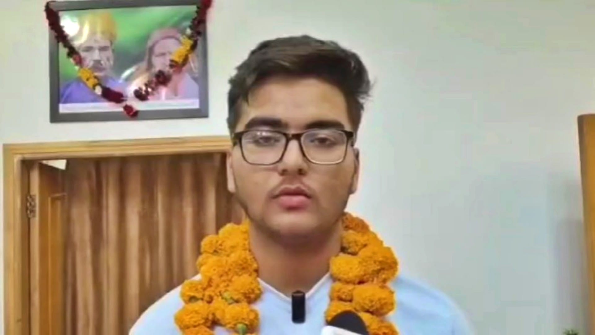 बीकानेर के छात्र भुवन छंगाणी
