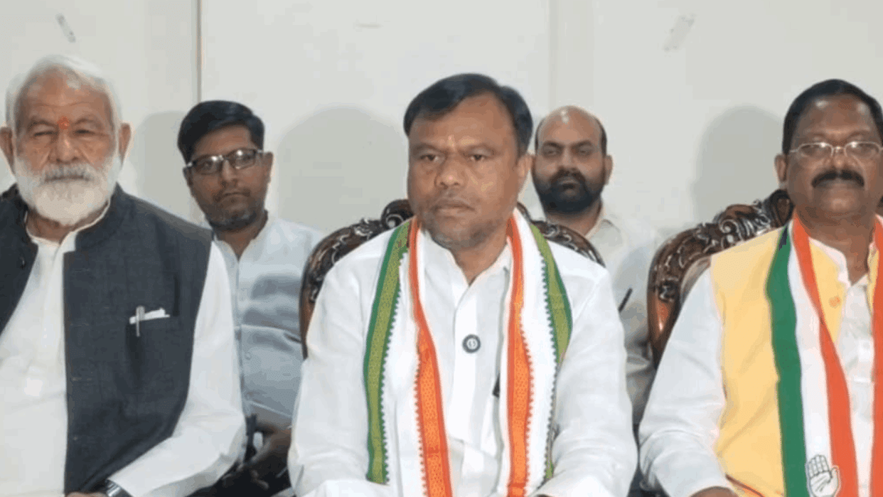 Congress State President Deepak Baij Launches Sharp Attack on Government During Sarguja Visit
