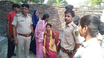 हत्या के बाद रोते परिजन