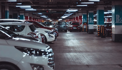 हजरतगंज की मल्टीलेयर पार्किंग (प्रतीकात्मक तस्वीर)