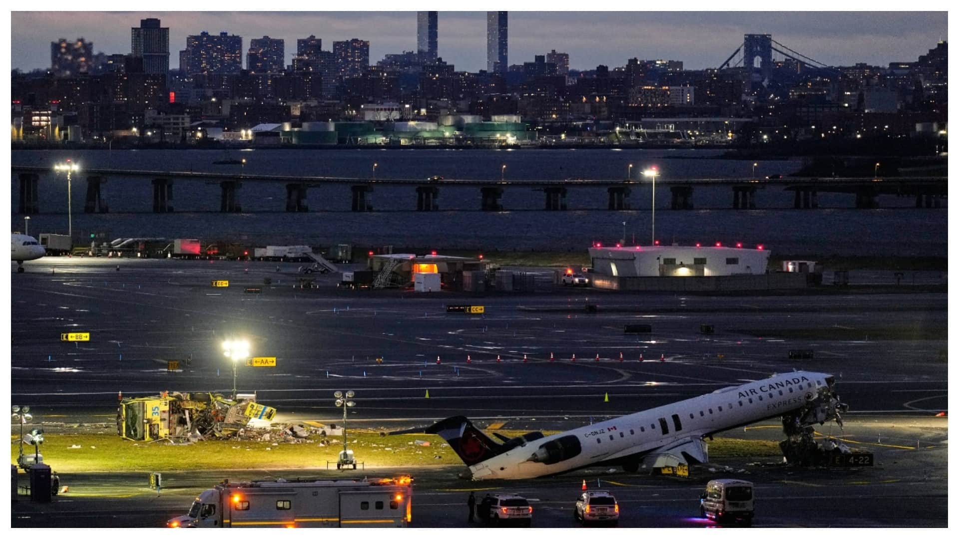 न्यूयॉर्क एयरपोर्ट हादसा