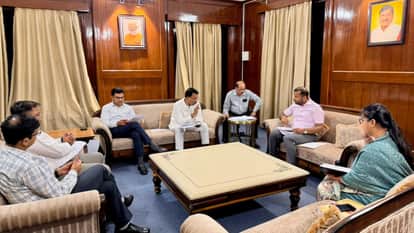 Indore News Minister Tulsiram Silawat Reviews Development Projects