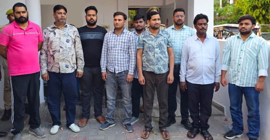 गिरफ्तार किए गए आरोपी।