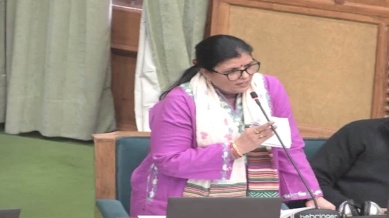 देहरा की विधायक कमलेश ठाकुर।