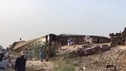 pakistan punjab tezgam Express train derails 26 injured lodhran