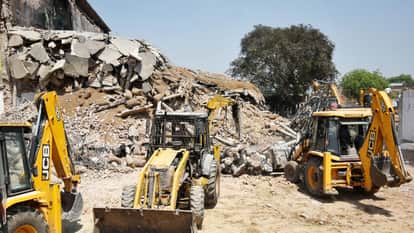 Manager and partner arrested in cold storage accident case, said- cause of incident not known