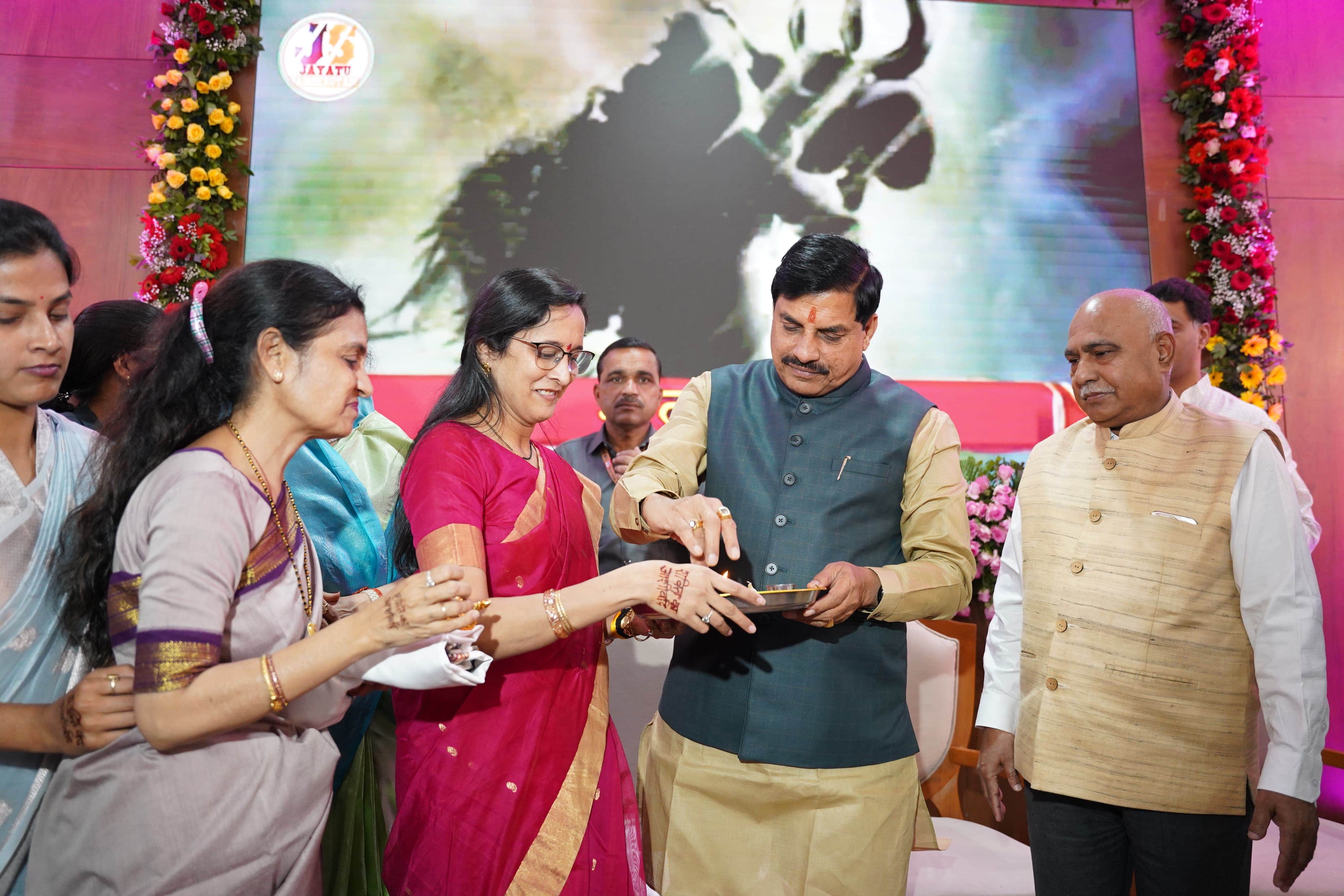 MP News: CM Yadav turns 61, PM Modi and Amit Shah extend their congratulations, begins day by feeding grass to