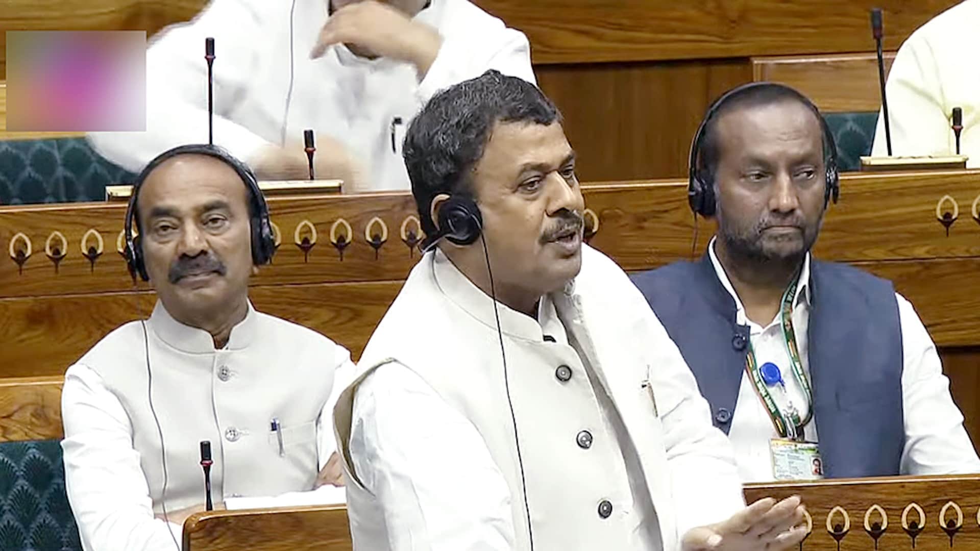 सांसद गिरिधारी यादव