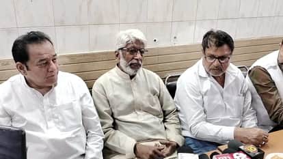 Public Outrage in Shahjahanpur Over Insult to Martyrs