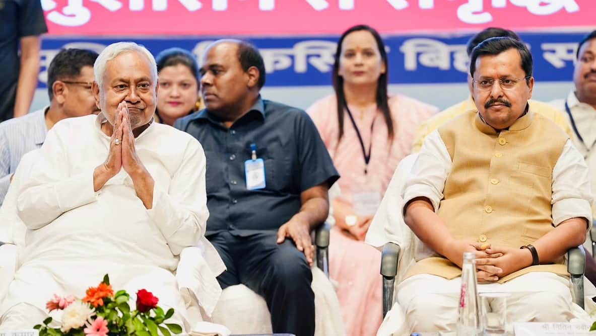 सीएम नीतीश कुमार और भाजपा अध्यक्ष नितिन नवीन।