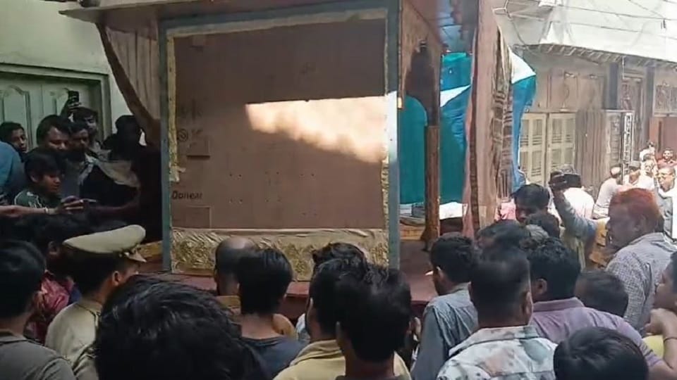 Shobha Yatra on Ram Navami in Aligarh