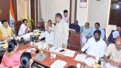 RS 1,072 Crore Budget Approved at Municipal Corporation Executive Meeting in Bareilly