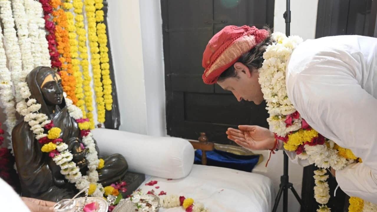 Indore News Yashwant Rao Holkar declared successor of Holkar Royal Family in Rajwada