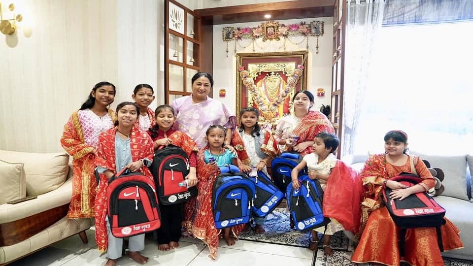 Rekha Gupta performed Kanya Pujan on Maha Ashtami the CM washed the young girlsf eet served them food  in Delh