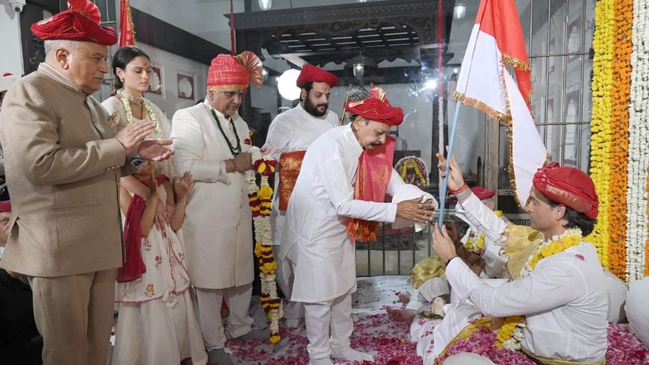 Indore News Yashwant Rao Holkar declared successor of Holkar Royal Family in Rajwada