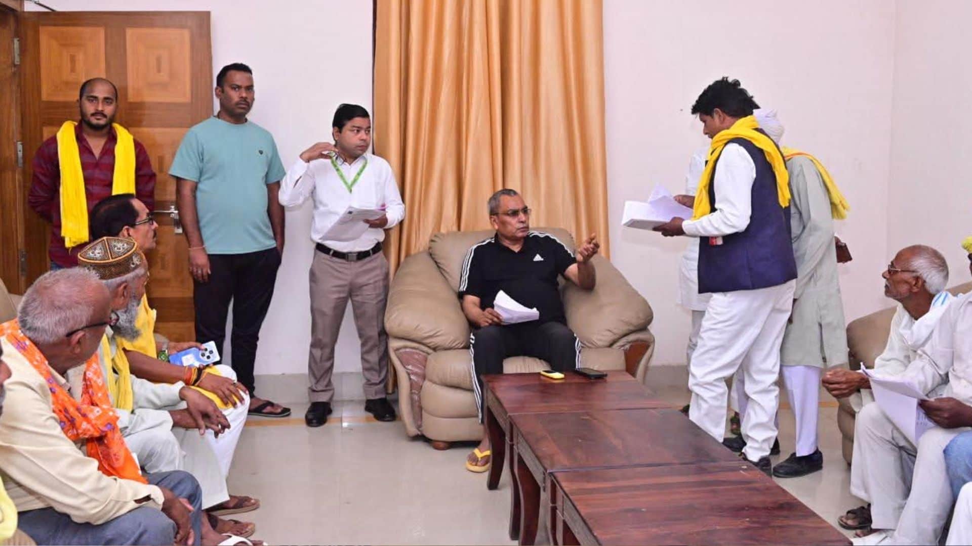 आजमगढ़ में मंत्री ओपी राजभर