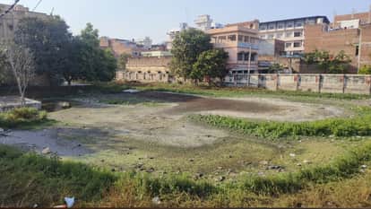 Dengue danger in varanasi 87 colonies in 17 ward including Doctors-Defence Colony