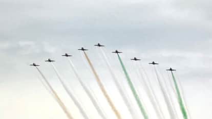 Himachal Suryakiran Aerobatic Team Wins Hearts of Spectators with Aerial Acrobatics in the Skies of Sujanpur