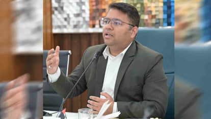 Rudraprayag DM given additional charge as CEO of the Badri-Kedar Temple Committee Chardham yatra