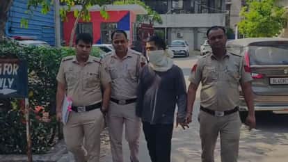 Engineer kills young man by stabbing him with knife in Delhi Alipur de-addiction center