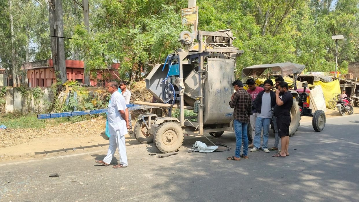 Etawah Accident Out of control car crashes into concrete mixer  one laborer dead  another injured