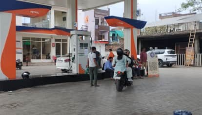Kanpur Fuel Alert Eerie Silence at Some Pumps Crowds Swarming at Others Motorists in Distress in Shivrajpur
