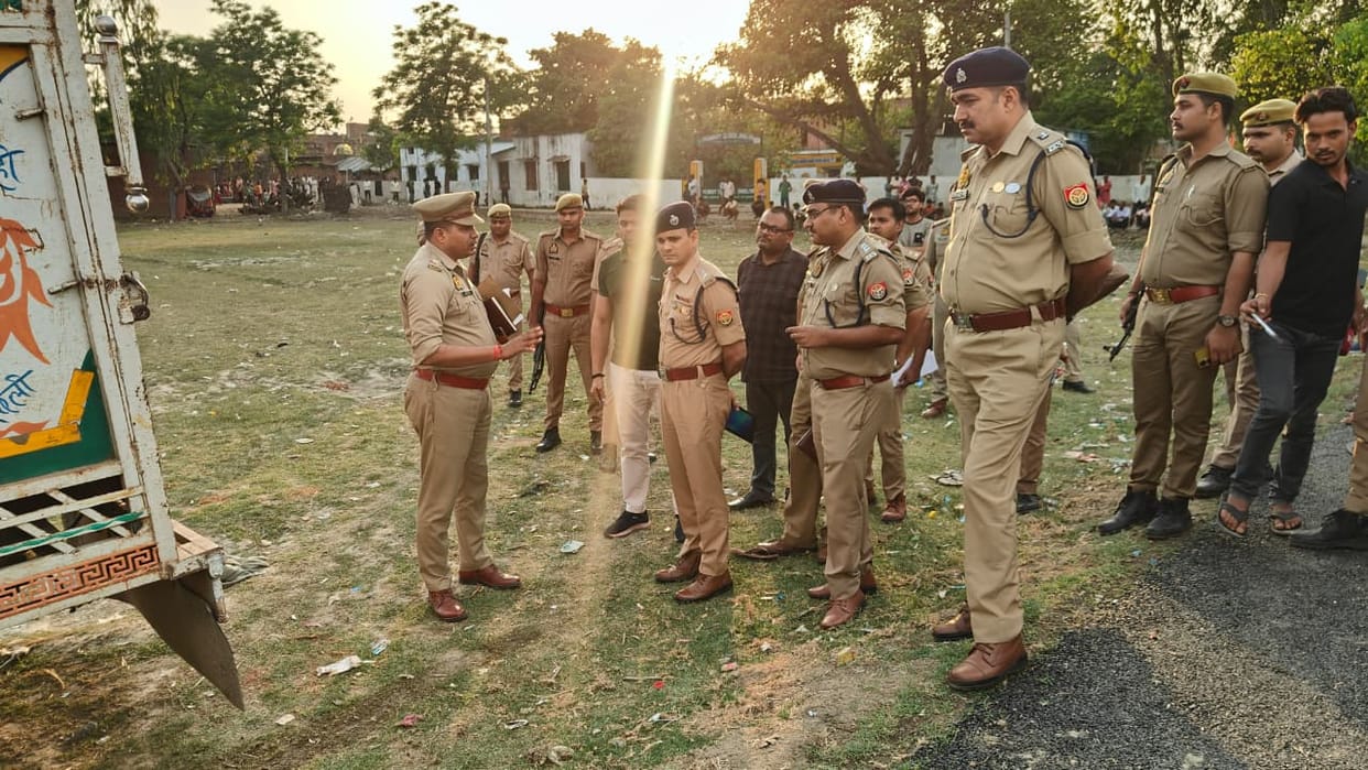 Hardoi Elderly Man Crushed to Death by Loader Enraged Mob Kills Driver and His Brother