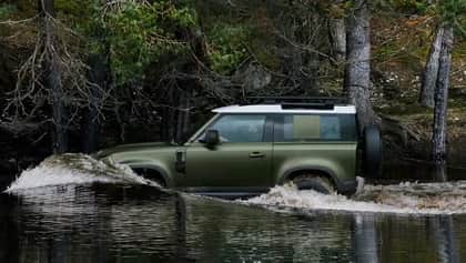 Unstoppable Off-Roading: How Terrain Response Systems Help These SUVs Master Mud, Sand, Snow