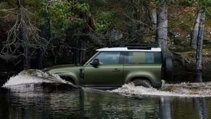 Unstoppable Off-Roading: How Terrain Response Systems Help These SUVs Master Mud, Sand, Snow