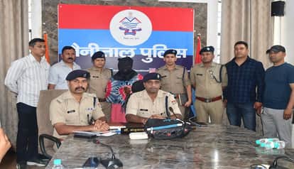 Rudrapur woman smuggler arrested with 203 grams of smack