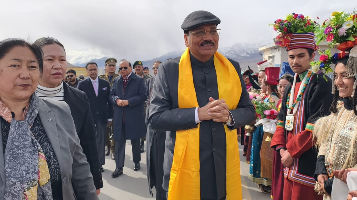 hief Justice of India arrives in Ladakh for the first time, will inaugurate court complexes in Leh and Kargil