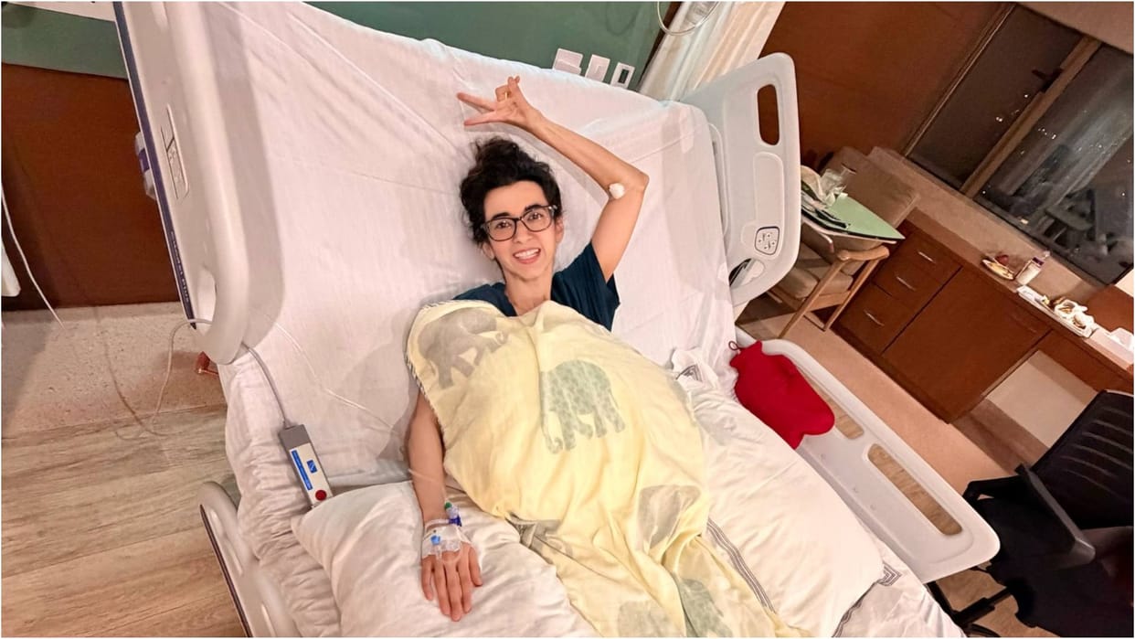 Hrithik Roshan Girlfriend Saba Azad hospitalised shares Health Update saying Worst 14 days of my life