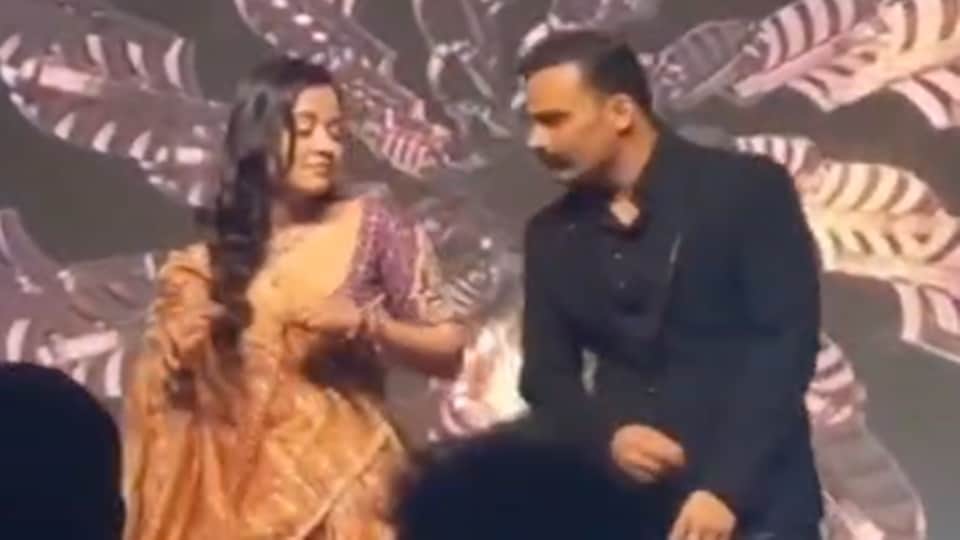 UP: Sambhal SP Bishnoi Grooves to 'Kala Chashma'; Engagement Videos with ASP Anshika Go Viral