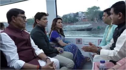 Madhuri Dixit Visit Varanasi with husband Shriram Nene offered prayer at Kashi Vishwanath Temple shares video