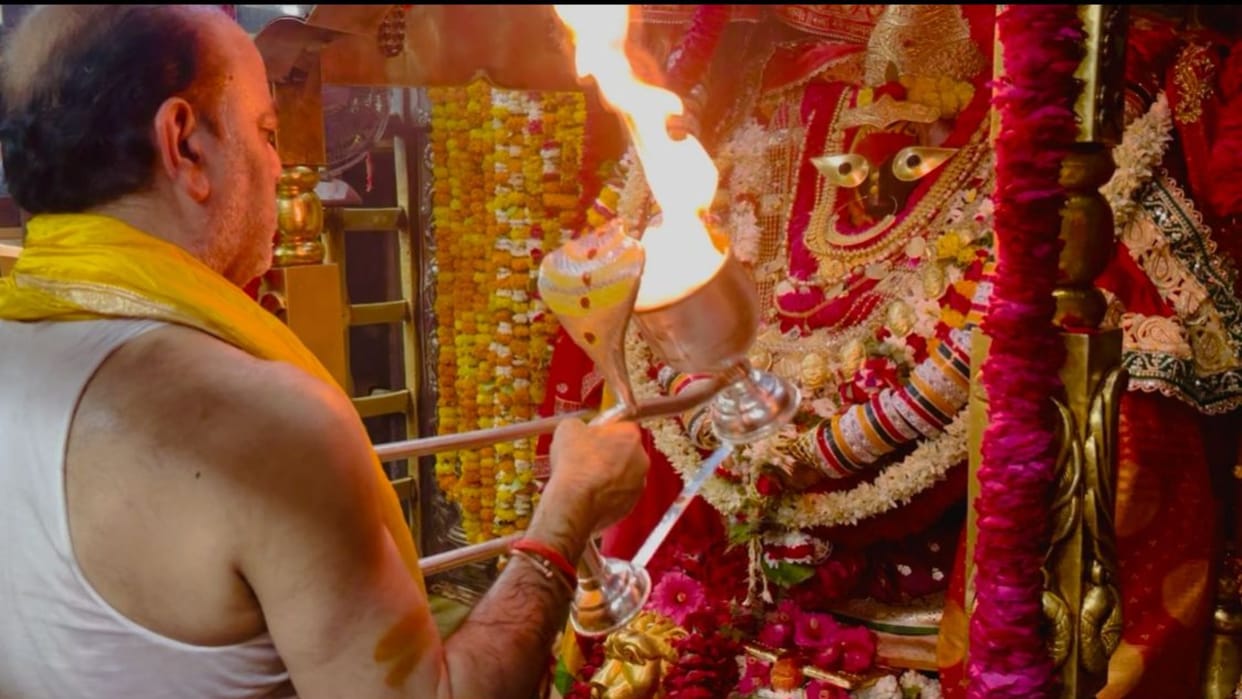 Vindhyachal Temple 4 million devotees offered prayers on morning of Ashtami of Chaitra Navratri
