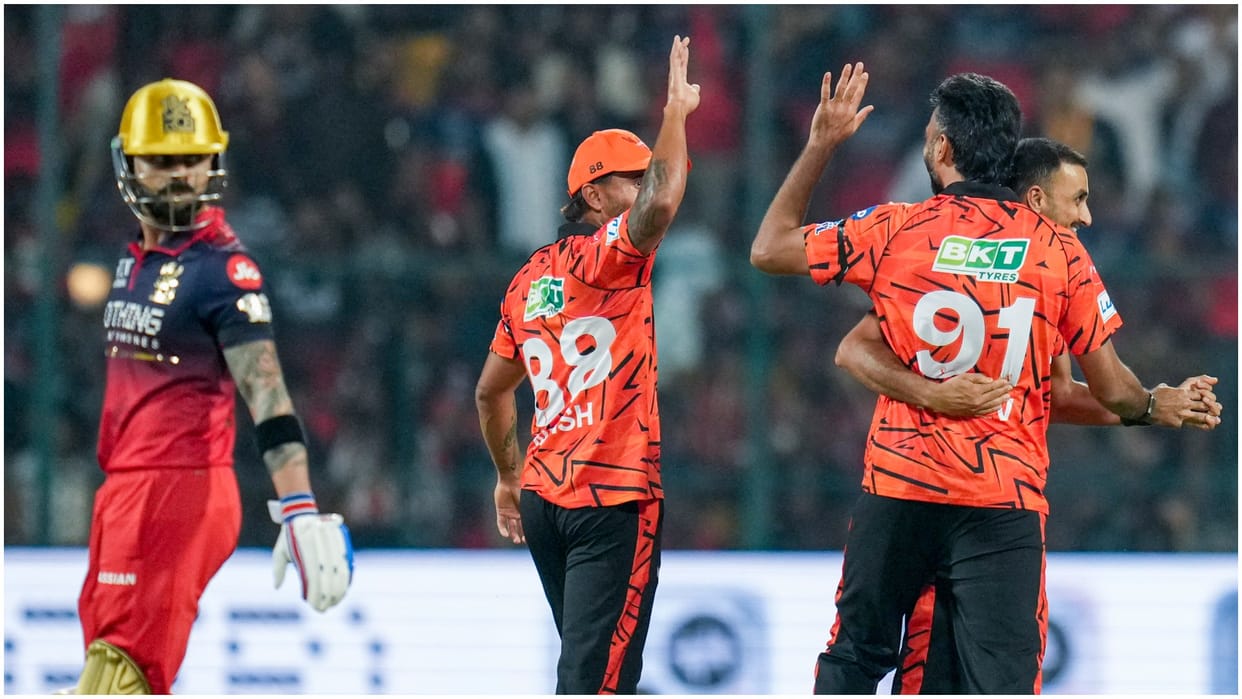 RCB vs SRH IPL Live Score: Royal Challengers Bengaluru vs Sunrisers Hyderabad Today Match Scorecard Updates