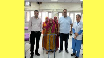 Successful hip replacement of a 95-year-old woman
