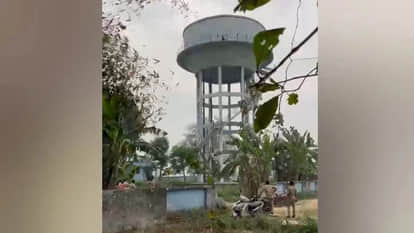 Climbing atop a water tank, the teenager shouted, Marry me to my lover or I will jump