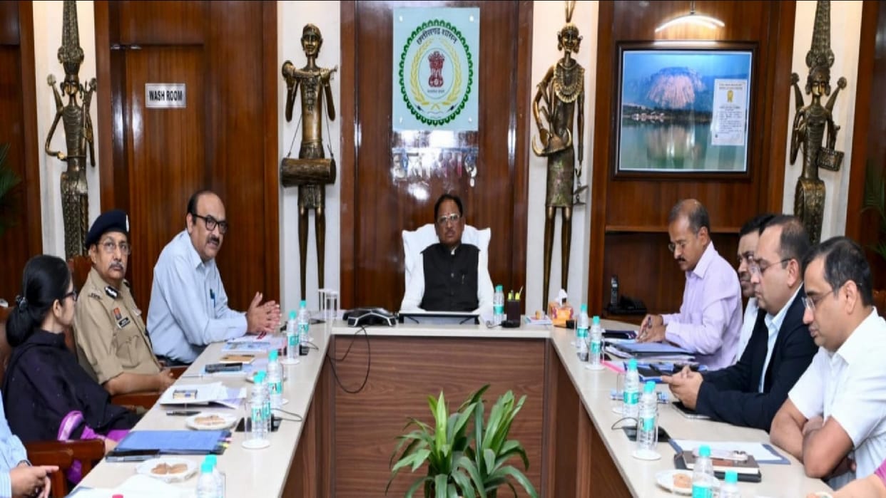 CM Sai conducts high-level review of situation in West Asia, instructions to Commissioners, IG and Collectors