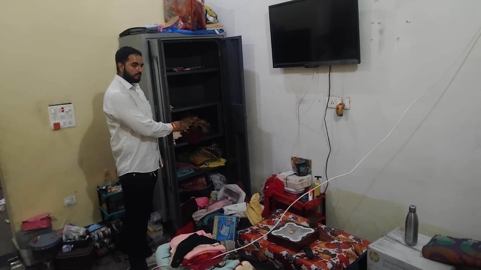 लाखों का माल चोरी