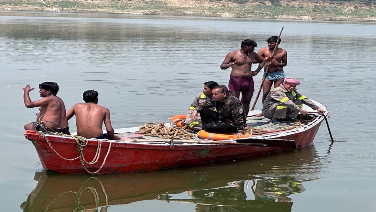 Prayagraj News death of four children from the same family brought tears to every eye