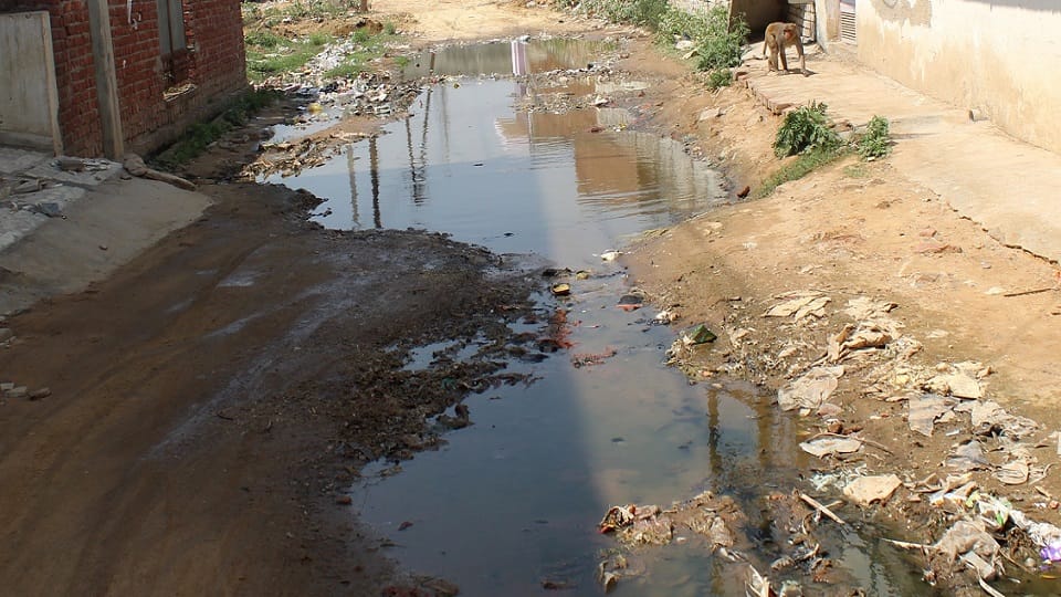 condition of Roop nagar in Hathras