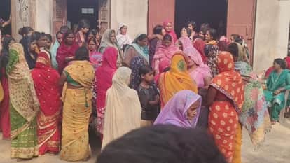 young man died after mudslide occurred during pipeline work in Gujarat  leaving village in mourning gopalganj