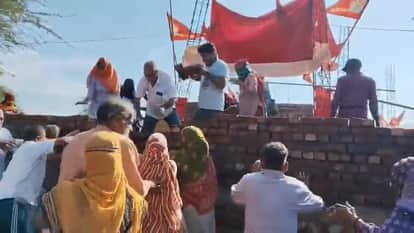 There was a fight between two parties regarding the construction of the temple