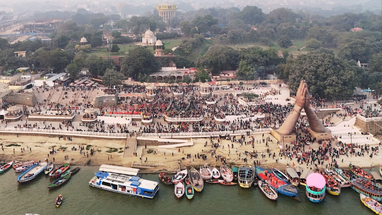 route leading to Namo Ghat now become one-way vehicles diverted via Bhaisasur in varanasi