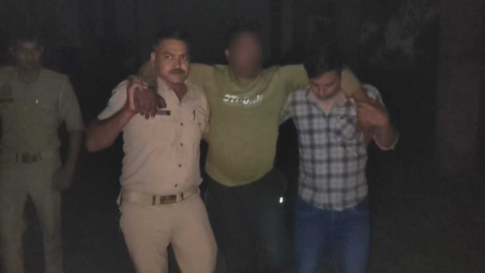 Highway Snatcher Nabbed in Encounter, Shot in Leg After Firing at Police