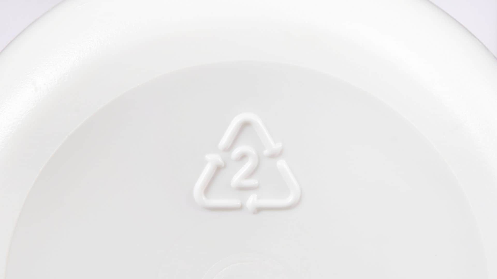 Decoding Plastic Bottle Codes: What Do the Numbers 1 to 7 Mean and Which Are Dangerous for Your Health